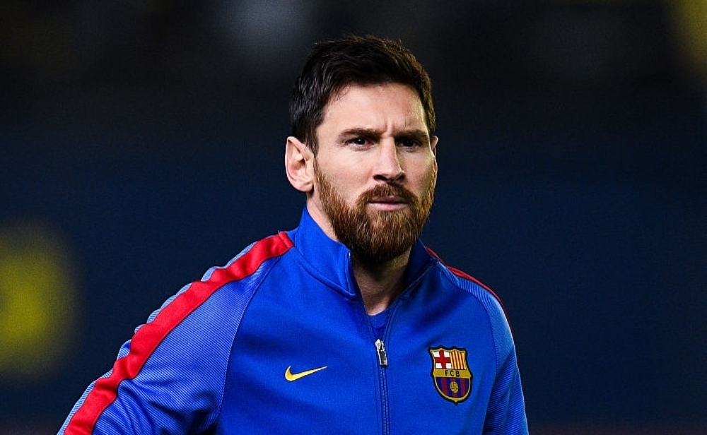 برشلونة يعمل بحكمة وسرية لتجديد عقد ميسي