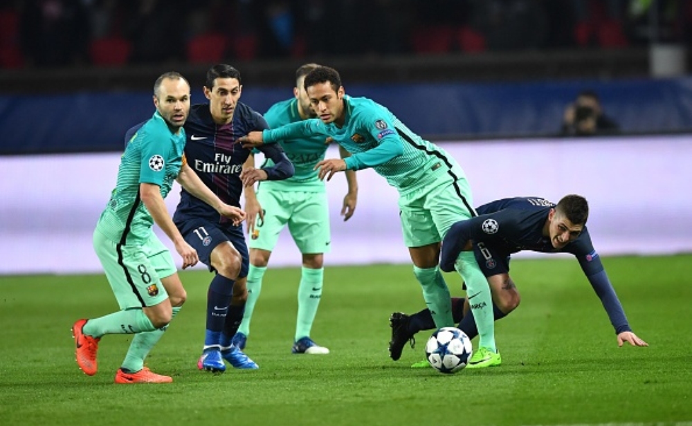برشلونة يتشبت بأمل الليجا وريال مدريد في لقاء صعب