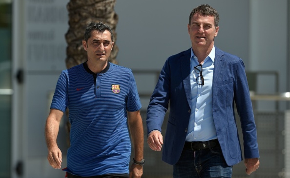 مدرب برشلونة يُكافئ لاعبيه بيوم راحة غداً الثلاثاء