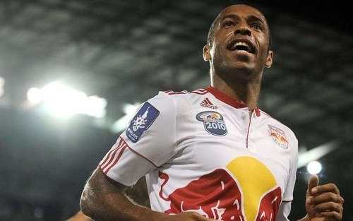 لاعب نيويورك ريد بولز تيري هنري