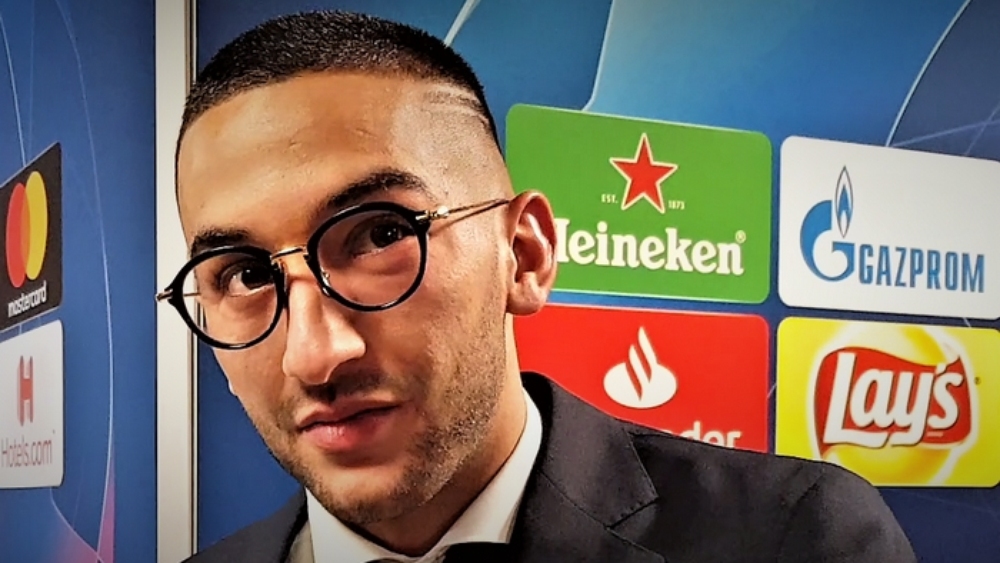 لاعب أياكس حكيم زياش يُدلي بتصريحات للإعلام بعد مباراة يوفنتوس