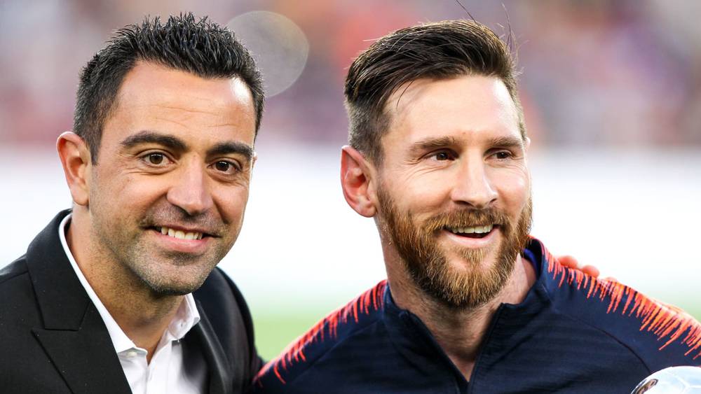 مدرب برشلونة تشافي يؤكد ليونيل ميسي يستحق فرصة ثانية وأخيرة مع برشلونة