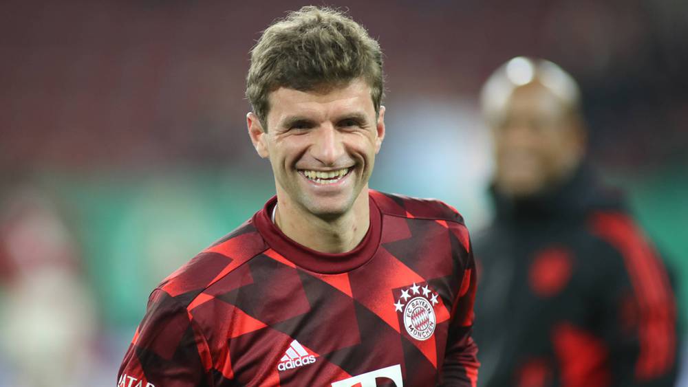 مولر ورفاقه يوجهون رسالة لزميلهم السابق قبل لقاء برشلونة وبايرن ميونخ نحن قادمون يا ليفاندوفسكي