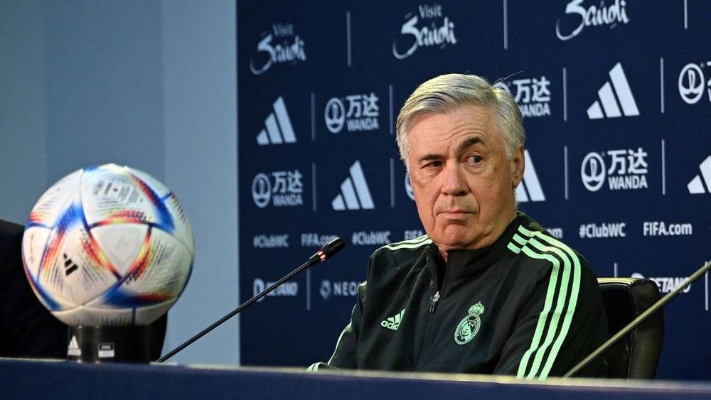 مدرب ريال مدريد أنشيلوتي يصرح الرباط مدينة جميلة ونظيفة جدا والناس هنا محترمون للغاية ينقصنا فقط أن نفوز في النهائي غدا