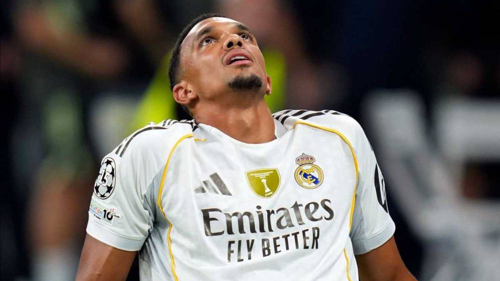 ريال مدريد يعلن إصابة ألكسندر أرنولد على مستوى عضلة الفخذ اليسرى