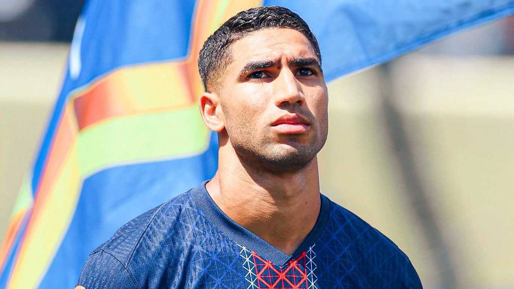 "ليكيب"/ النيابة الفرنسية تطلب محاكمة حكيمي بتهمة الاغتصاب!