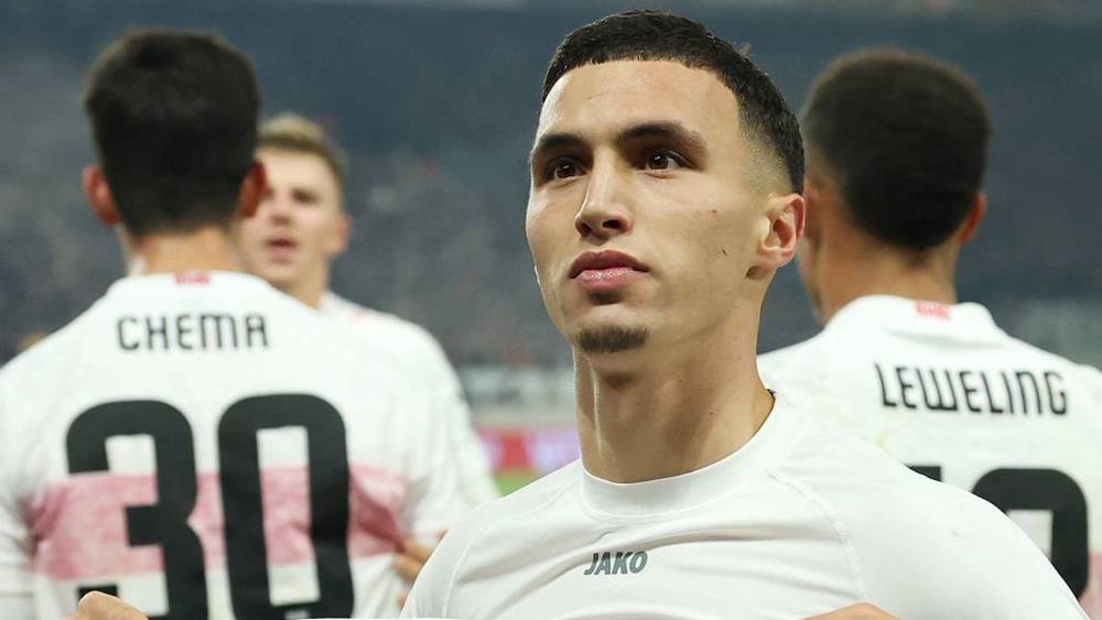 الخنوس يسجل هدفا في فوز شتوتغارت على فاينورد (2-0) ضمن الدوري الأوروبي