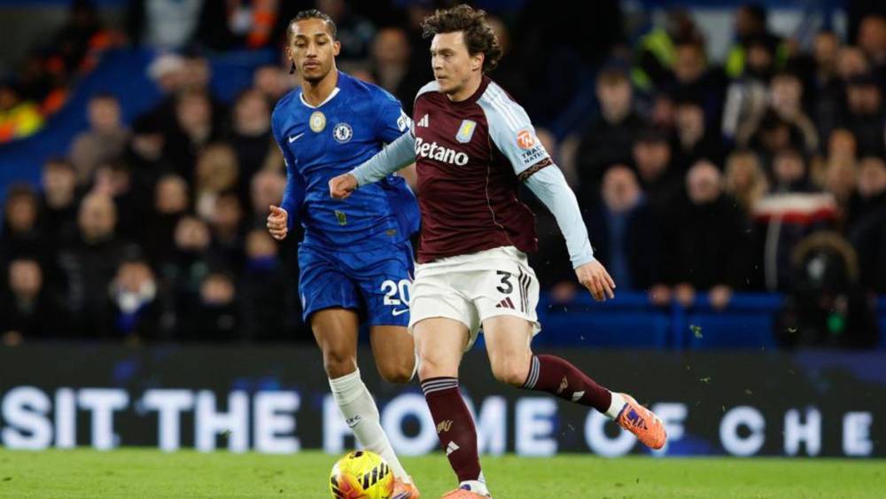 إيمري يكشف سر تألق ليندلوف مع أستون فيلا