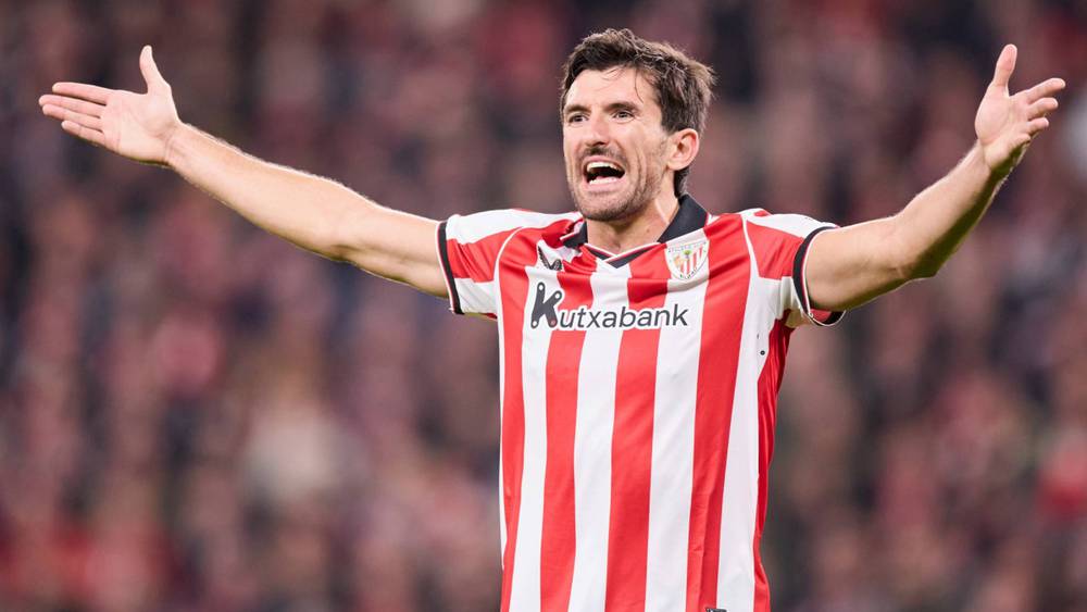 أتلتيك بيلباو يستعيد مدافعه داني فيفيان قبل مواجهة إلتشي