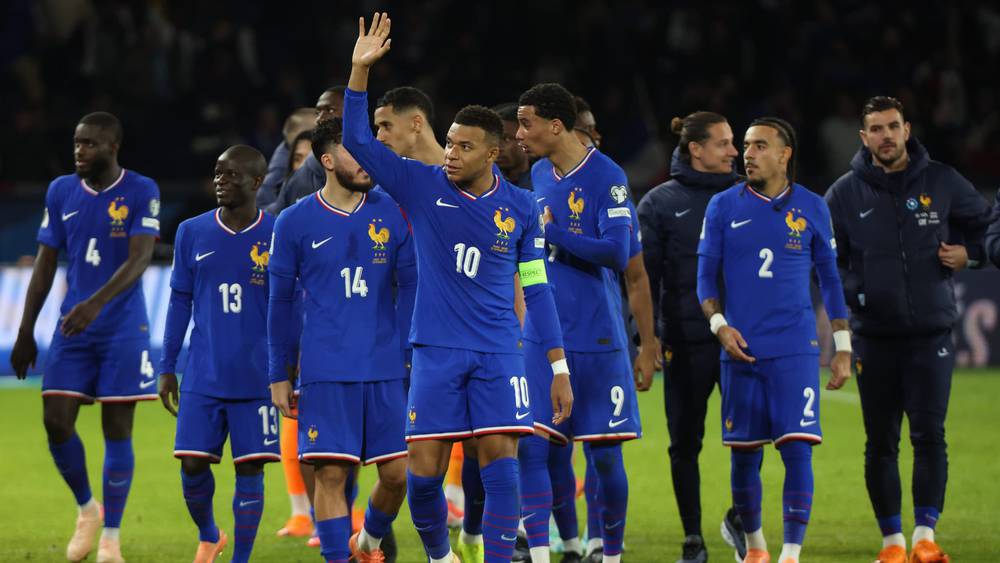 الاتحاد الفرنسي يمنح مكافأة مضاعفة للاعبي المنتخب بعد التأهل لكأس العالم 2026 بطلب من مبابي
