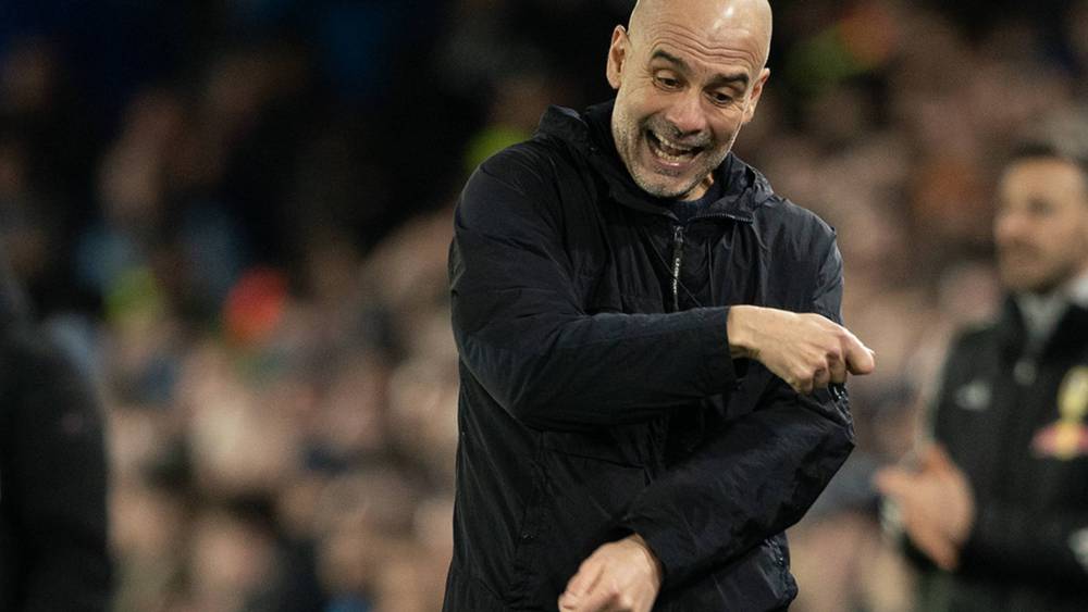 بيب غوارديولا ينافس على جائزة أفضل مدرب في الدوري الإنجليزي الممتاز لشهر فبراير