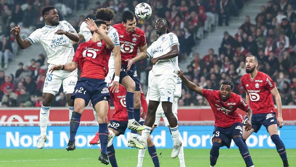 هدف آرثر أفوم في الوقت القاتل يمنح لوريان نقطة التعادل أمام ليل