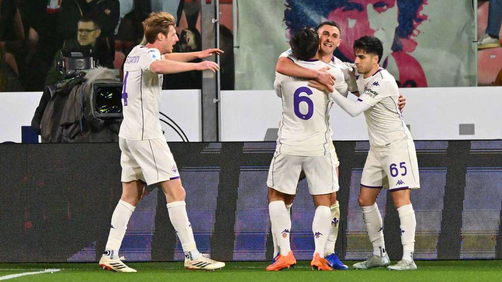 أرنور جوموندسون يقود فيورنتينا للفوز على كريمونيزي برباعية في الدوري الإيطالي اليوم