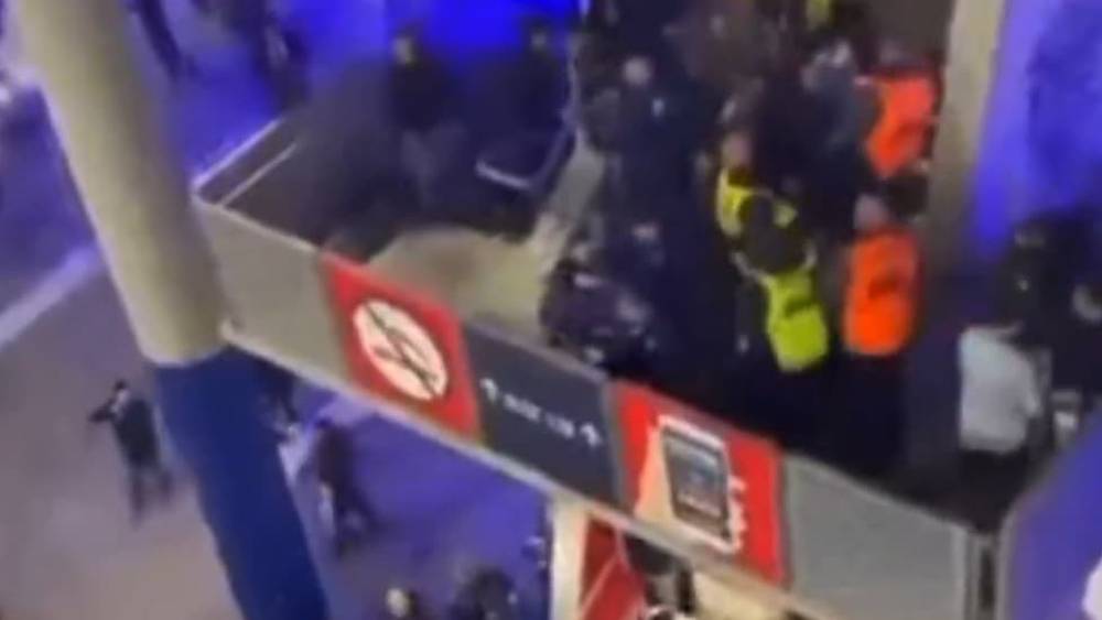 تأجيل محاكمة خمسة من مشجعي ليون إلى ماي 2027 إثر أحداث مباراة باريس سان جيرمان