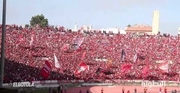 إبداع الجمهور الودادي  و اهتزاز "الكورفا نور " خلال مباراة أولمبيك أسفي