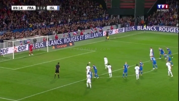 هدف فرنسا الثاني في مرمى آيسلندا
