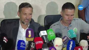 زينباور مدرب الرجاء: نستحق الفوز والآن سيبدأ التحضير للمباراة القادمة 🦅