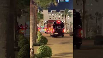 لحظة وصول حافلة المنتخب المصري لملعب أكادير الكبير قبل مواجهة زيمبابوي 🏆⚽