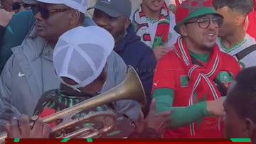 الجماهير المغربية والنيجيرية تصنع الحدث في شوارع الرباط قبل مواجهة المنتخبين 🇲🇦