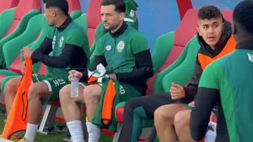 الوافد الجديد بيصار حاضر في مباراة الرجاء ضد الزمامرة 🟢🦅